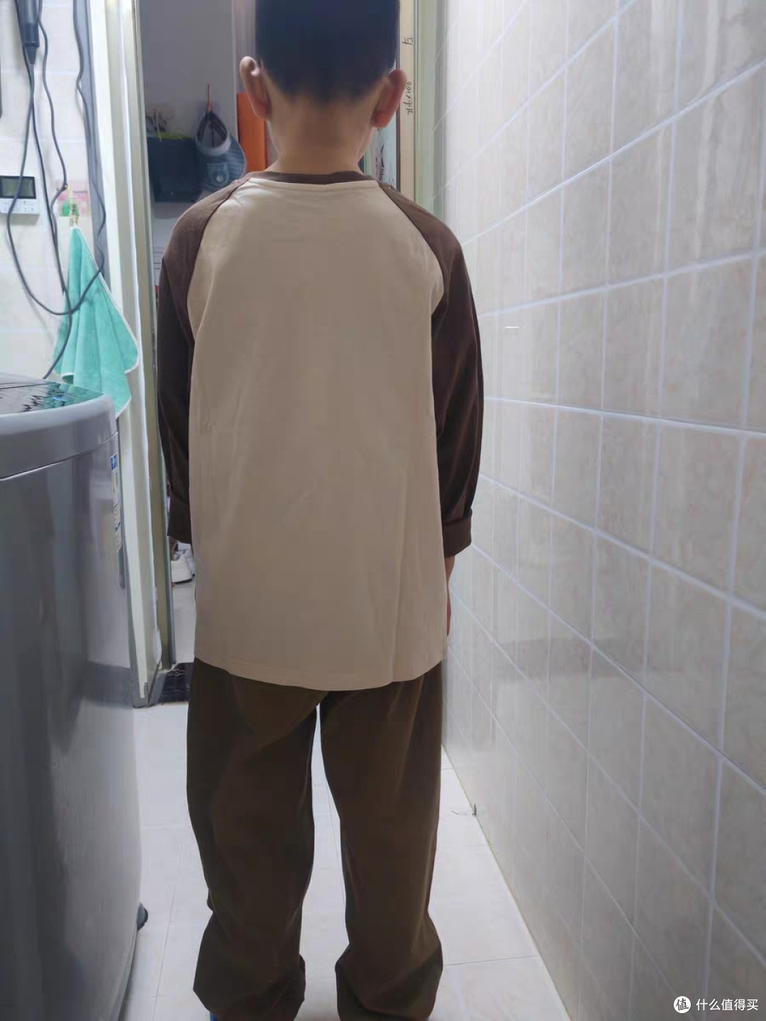 童装卫衣:童真与时尚的梦幻交织