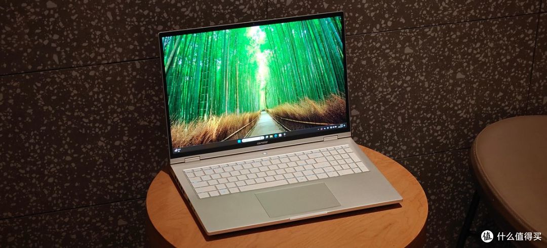 七彩虹 iGame M16 Origo 双版本,14650HX+5060性价比直接封神