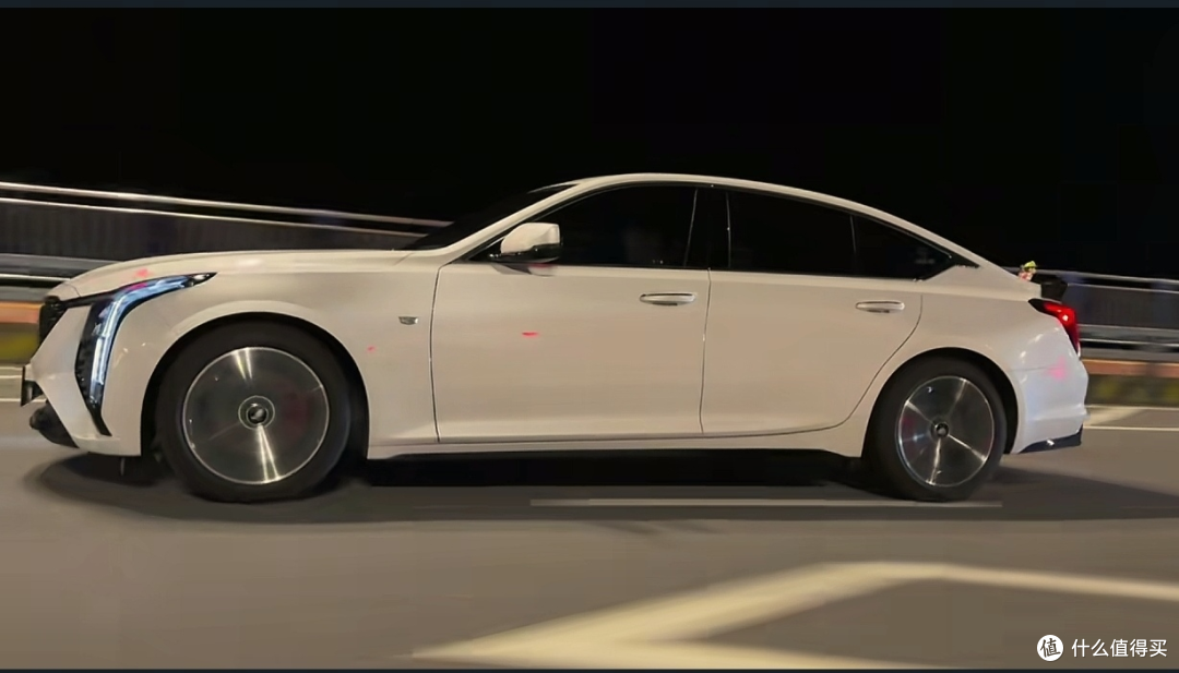 CT5 怕了?S60 20 万级操控封神