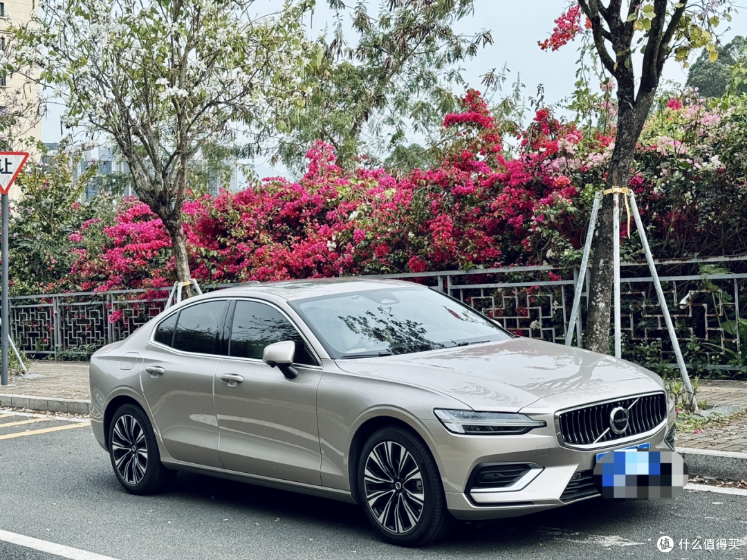 CT5 怕了?S60 20 万级操控封神