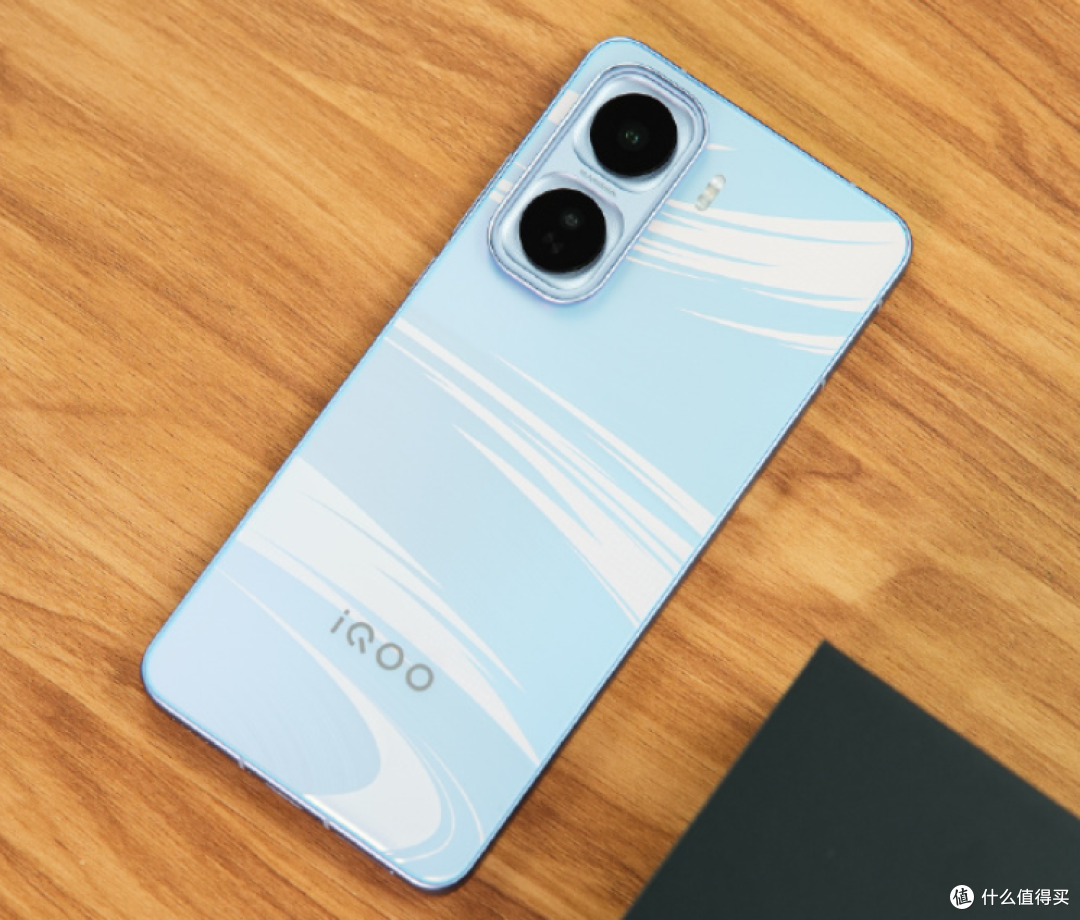 vivo突然发布“新机”,7500mAh+2K屏+IP69,国补到手价仅2209元