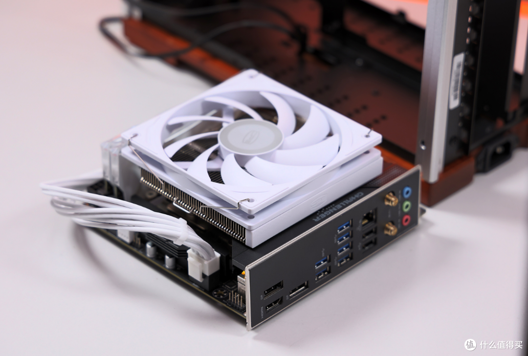 打死不装?装的就是ITX小钢炮:230F+铭瑄H810ITX+5070+乔思伯T9