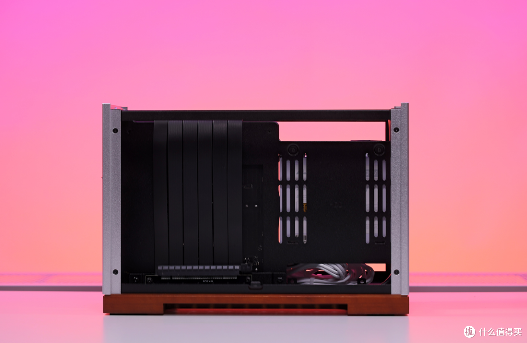 打死不装?装的就是ITX小钢炮:230F+铭瑄H810ITX+5070+乔思伯T9