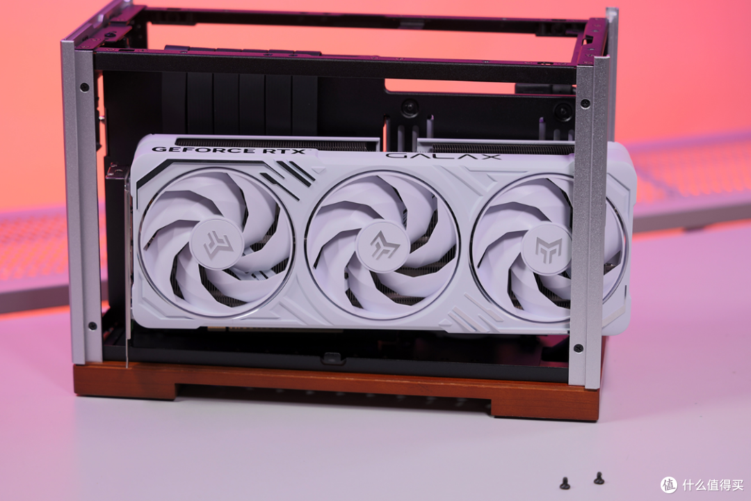 打死不装?装的就是ITX小钢炮:230F+铭瑄H810ITX+5070+乔思伯T9