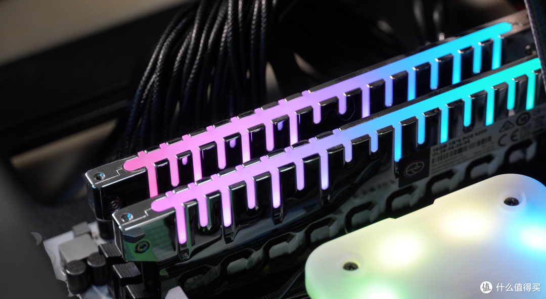 全球首款三风扇内存,Origin Code VORTEX DDR5超频内存新品测评