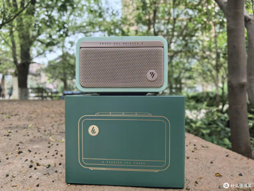 复古颜值 + 实用派！这款音箱，摸得到的治愈，听得到的好声音