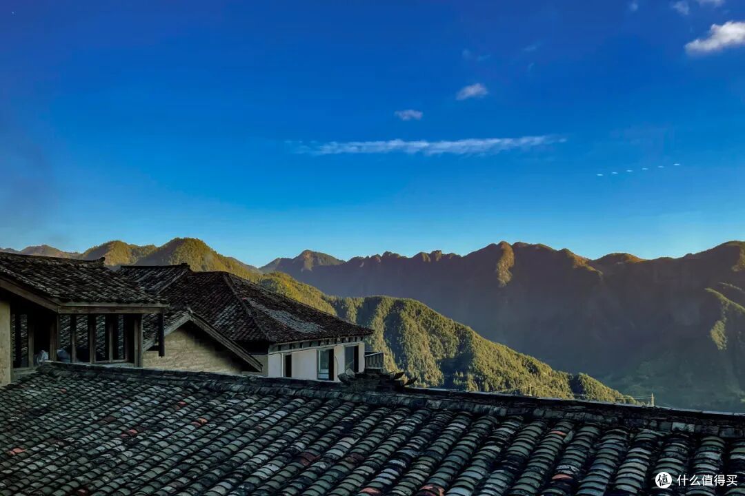 逛古村,喝咖啡,高端的度假就是这么朴实无华