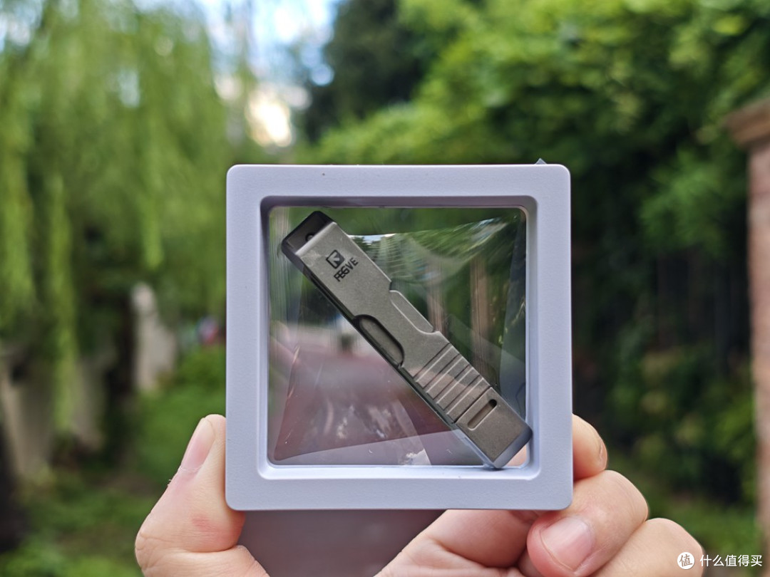 费戈全钛合金穿皮带汽车钥匙扣:男士EDC的精致实用之选