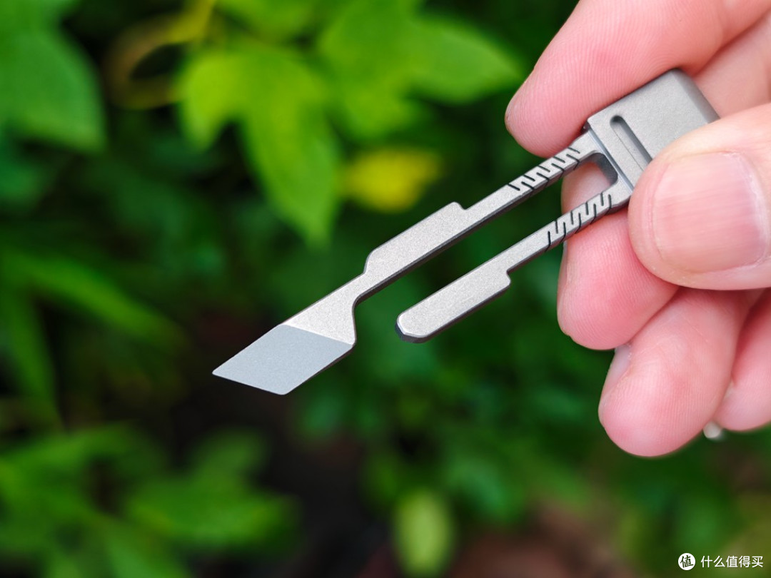 费戈全钛合金穿皮带汽车钥匙扣:男士EDC的精致实用之选