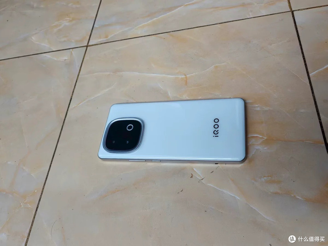 续航封神!iQOO Z10 Turbo+简直是重度使用者的福音