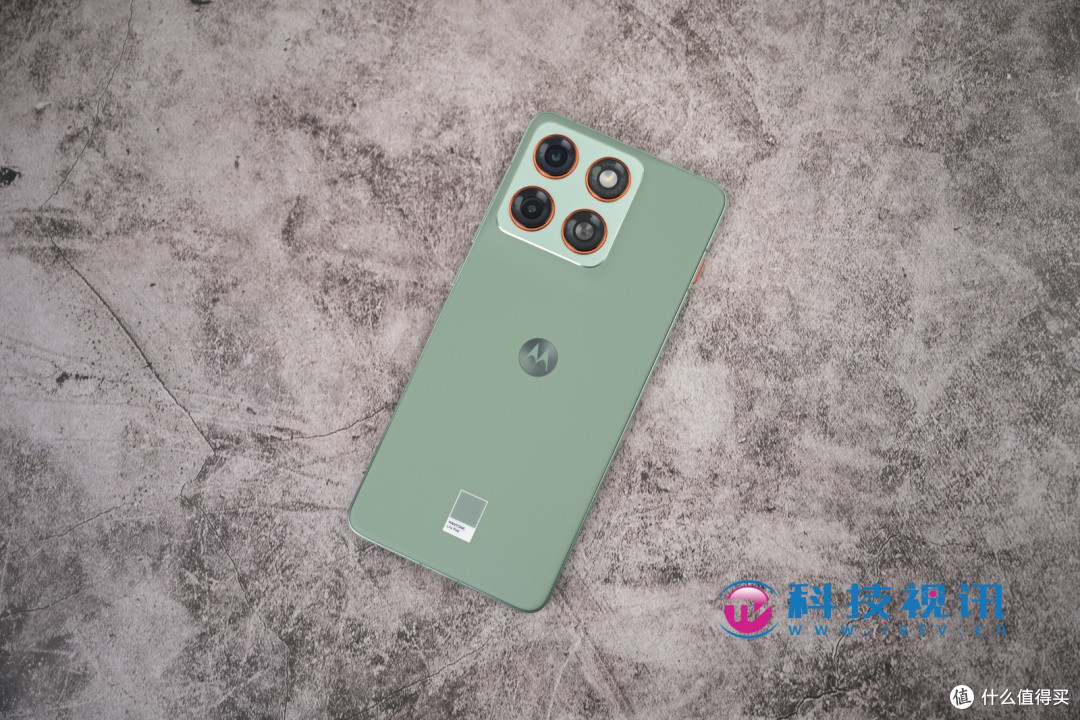 纤薄之躯，智驭未来 联想moto X70 Air AI手机测评