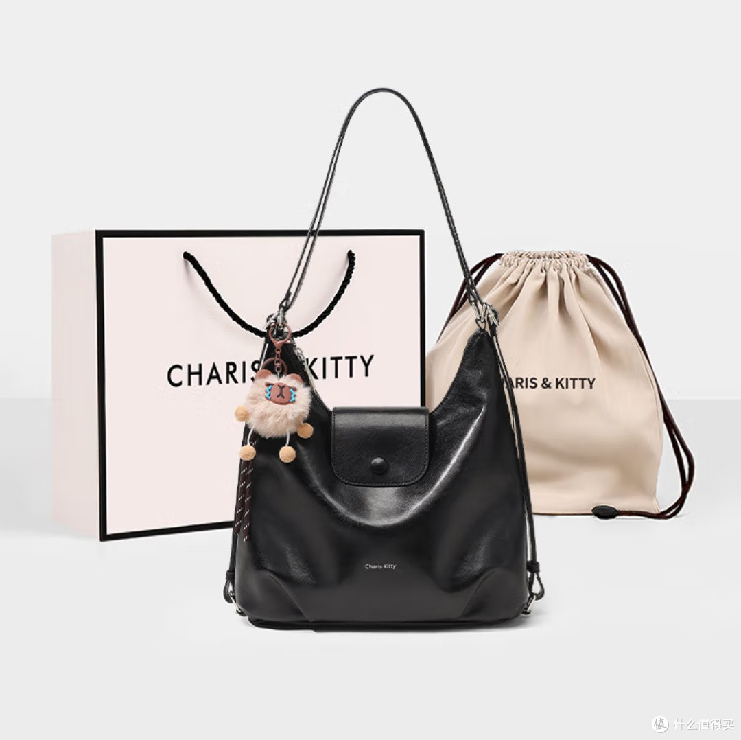 年度惊喜!CharisKitty小c&k黑托特承包我的全场景穿搭