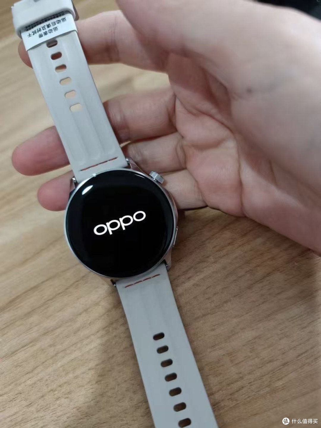 轻薄又能打!OPPO Watch S才是智能手表的理想型