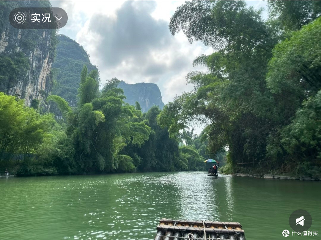 阳朔漓江:人在画中行