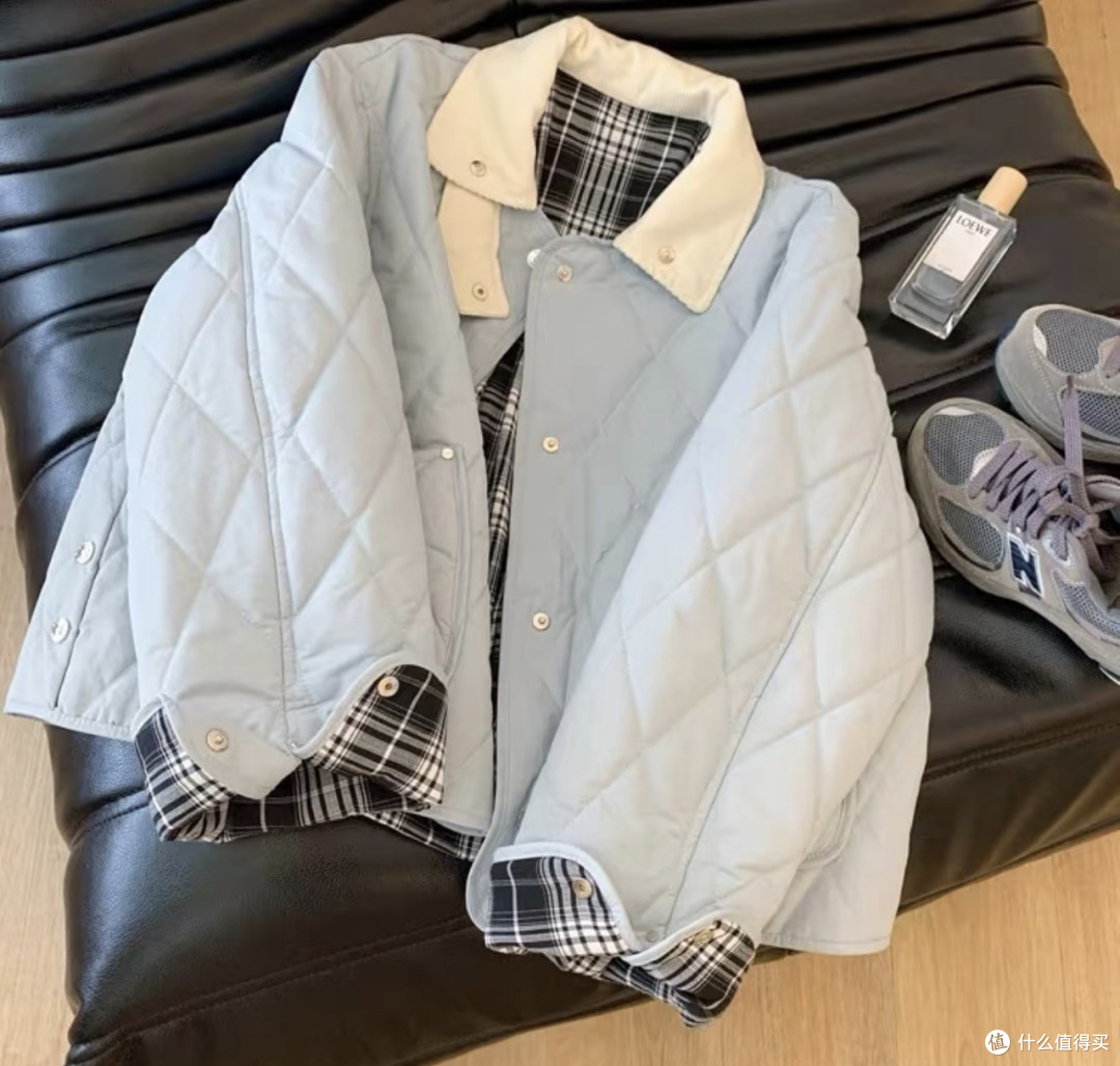 双11两面穿蓝色棉服显白搭配