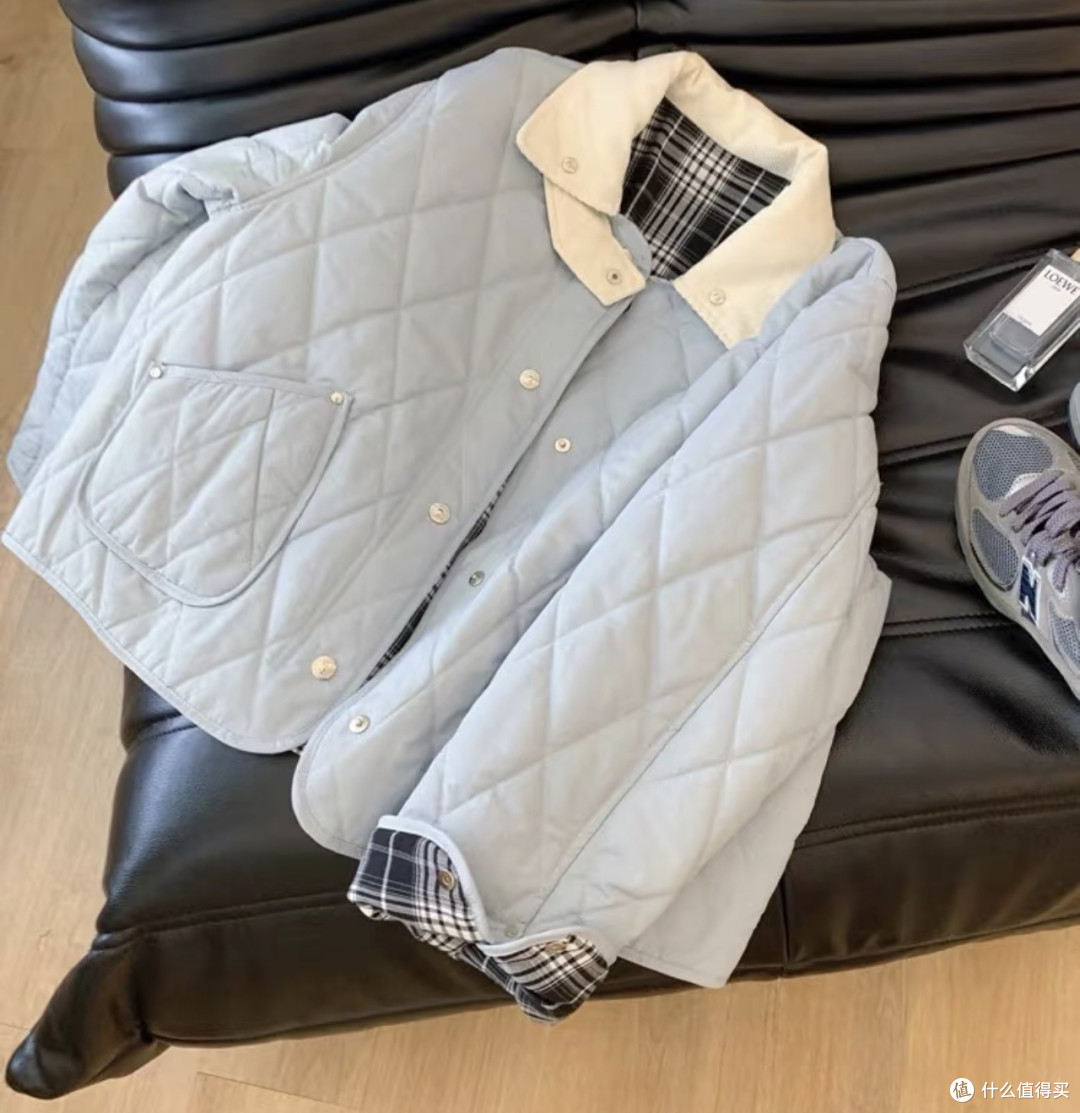 双11两面穿蓝色棉服显白搭配