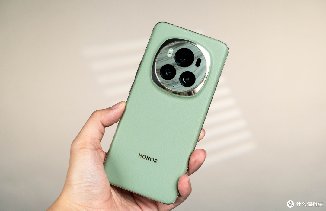 谁能顶得住?荣耀直降 3200 元,16GB 大内存版香到窒息