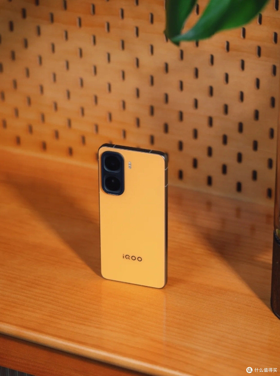 iQOO Neo11详细配置解析:旗舰配置已拉满,但并不适合所有人!