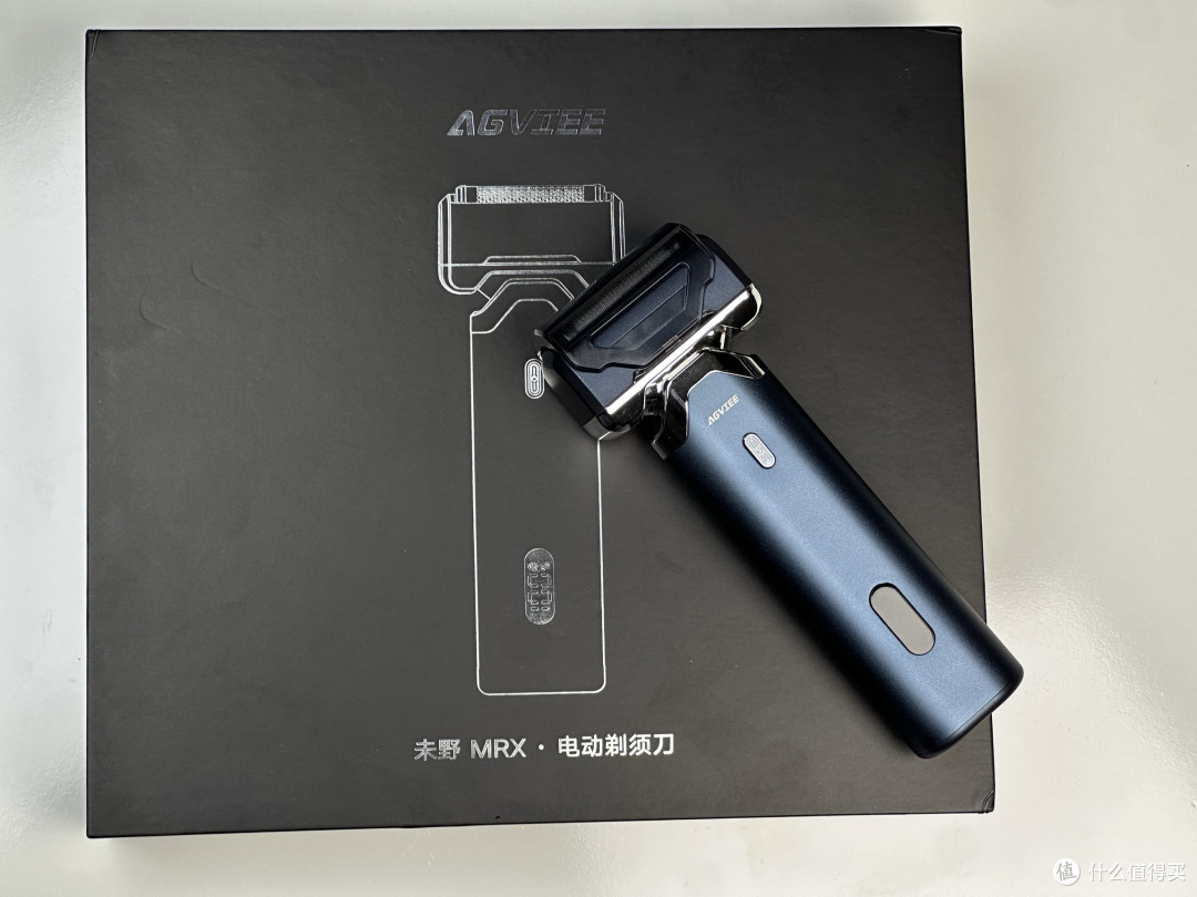 敏感肌也能舒适剃须!五刀头净爽度媲美千元机?——未野MRX测评