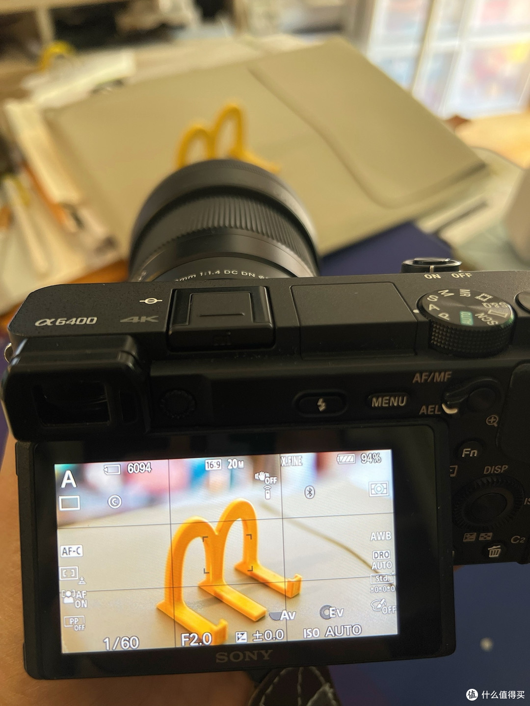 适马30mm F1.4：半画幅相机的理想选择