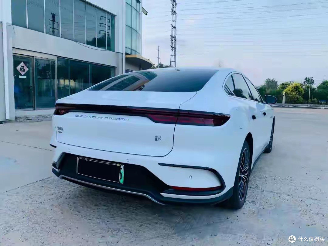 比亚迪“王炸”出击!C级车才卖10.58万,续航 1354km