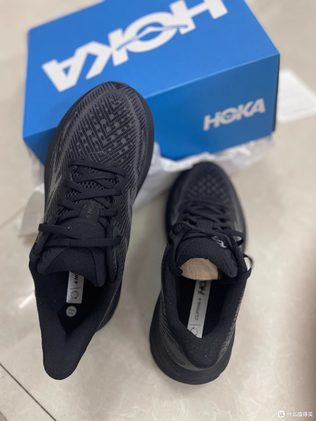秋跑选对鞋太重要!HOKA 克利夫顿 9 太好穿