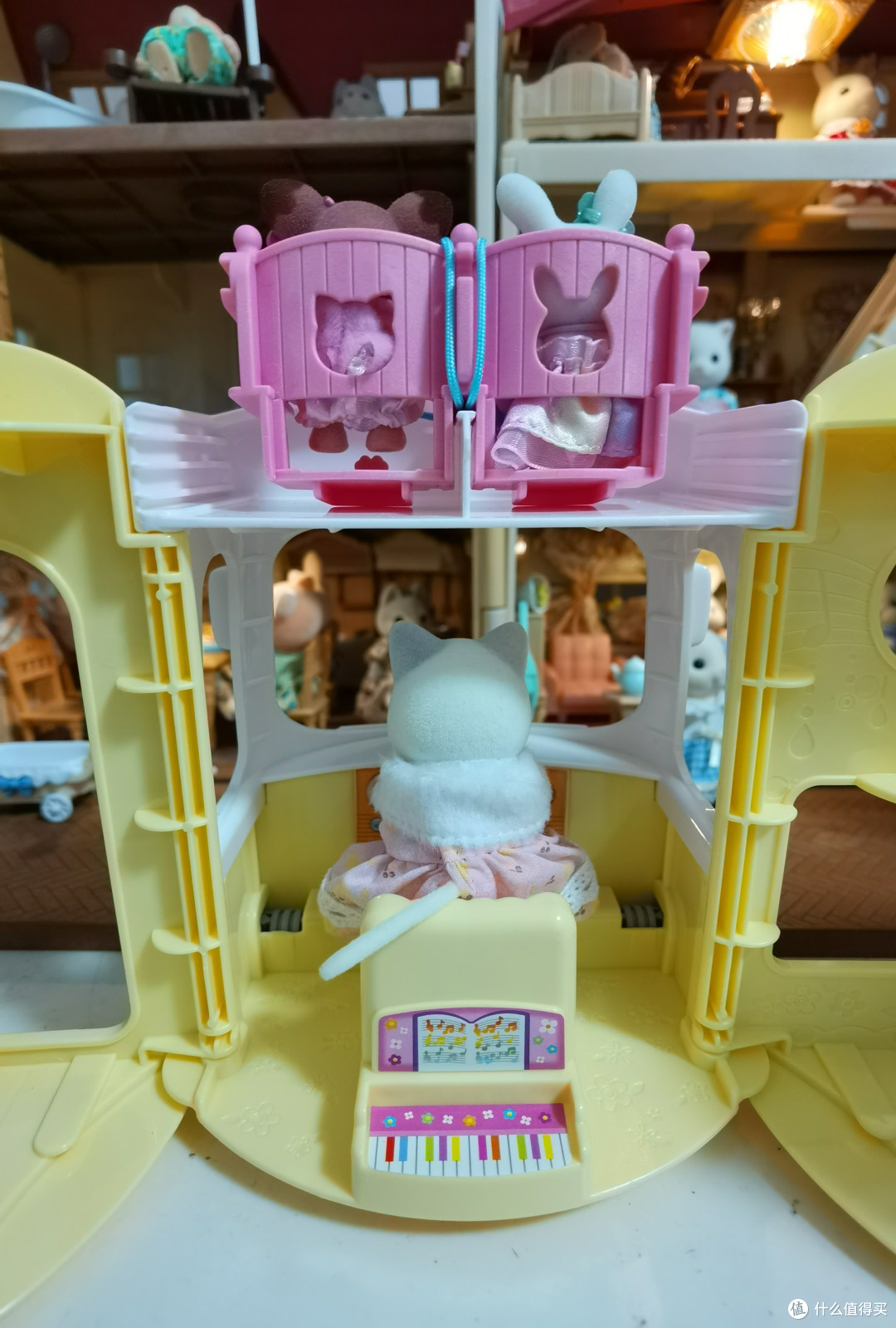 森贝儿彩虹幼儿园巴士5744