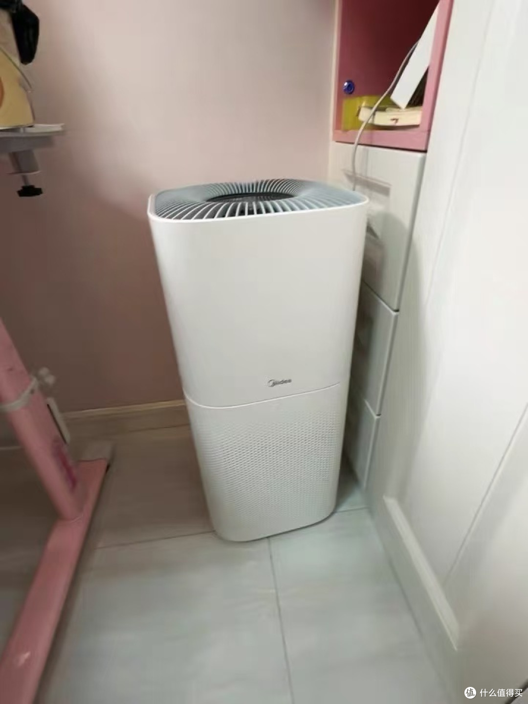 美的Air4空气净化器,吸烟净化+实时数显,抽烟后半小时烟味没了