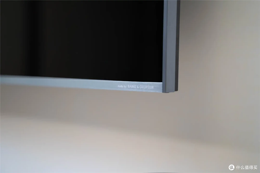 让我们来看一下2025年国产旗舰电视啥体验~TCL Q10L Pro深度测评