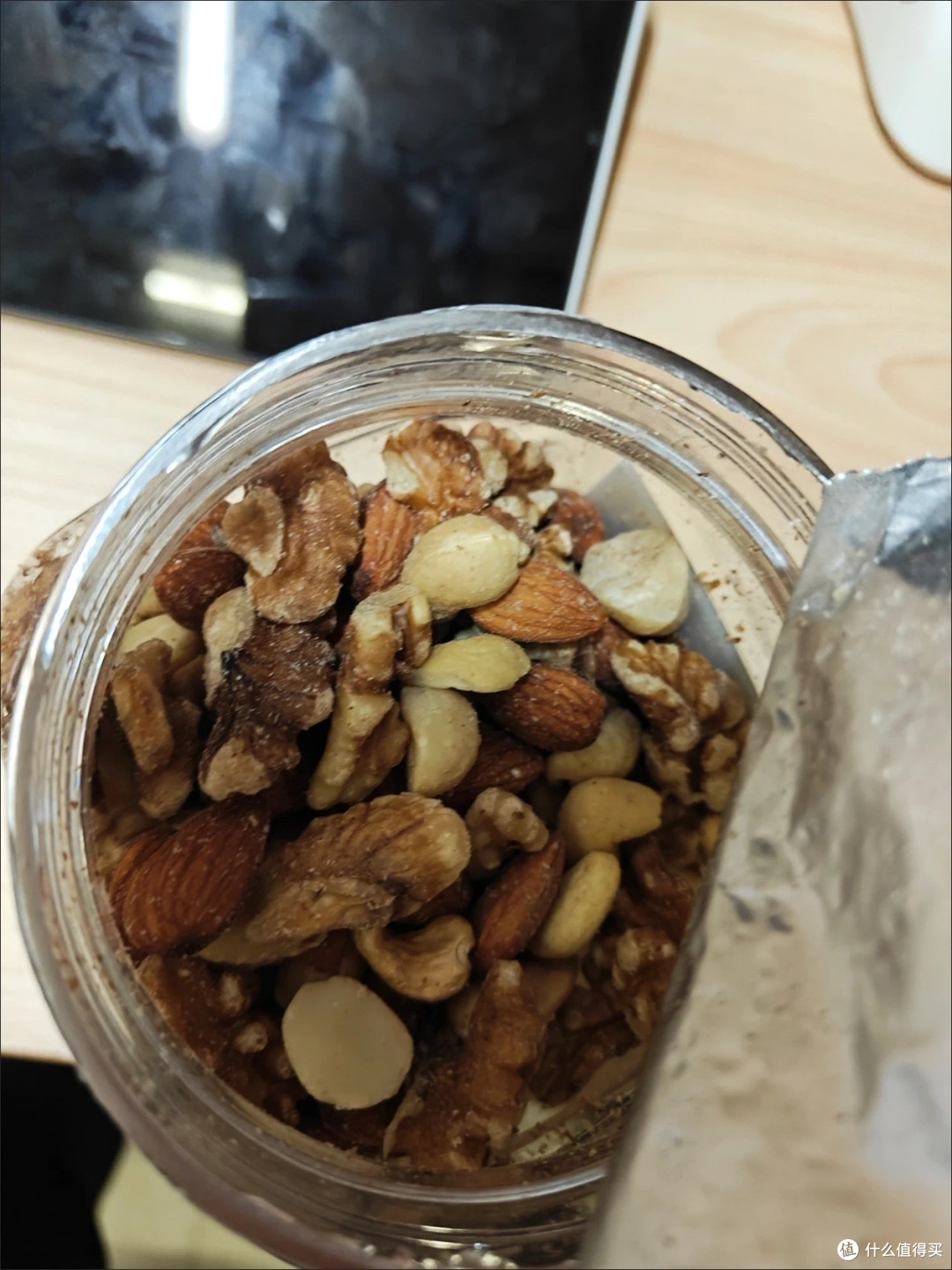 【双十一必囤美食推荐:良品铺子每日坚果】