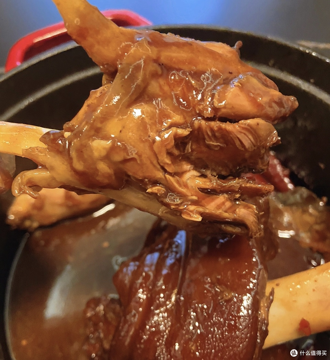 谁能拒绝炖猪肘子?太下饭了!