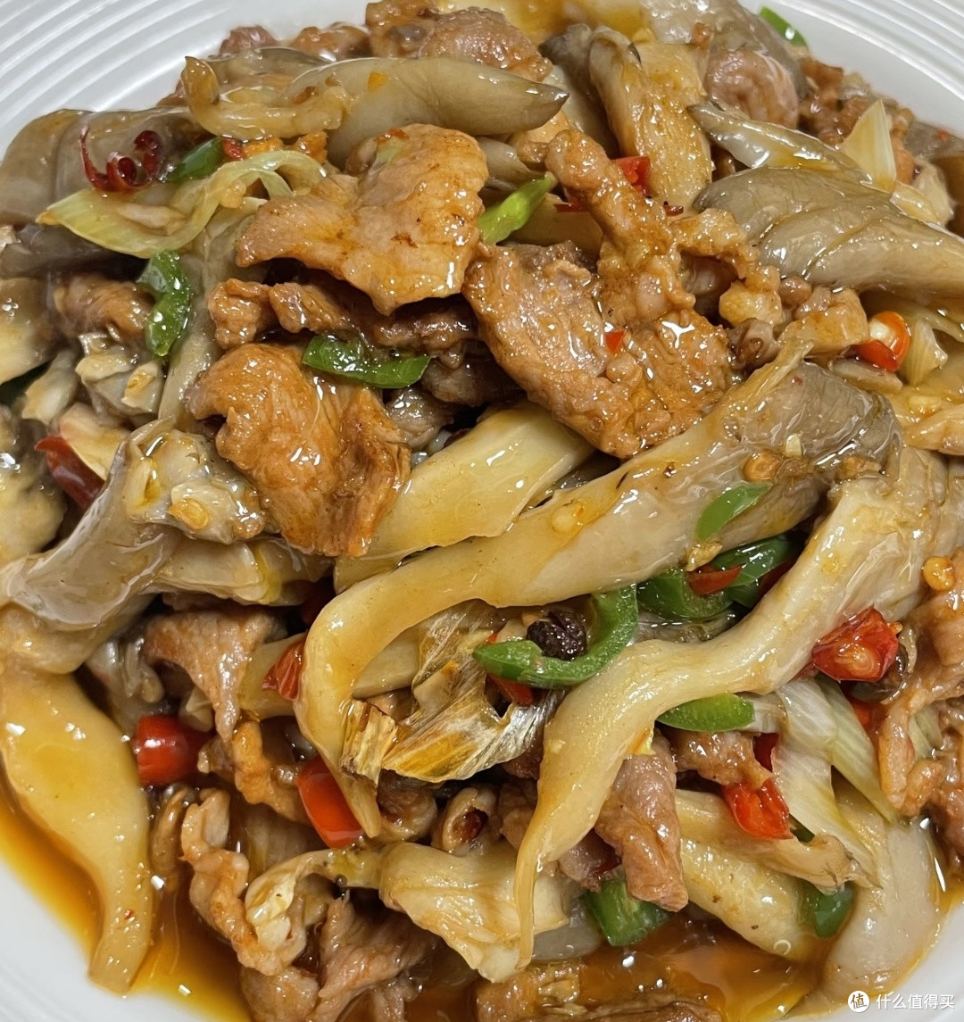 平菇炒瘦肉:简单家常美味