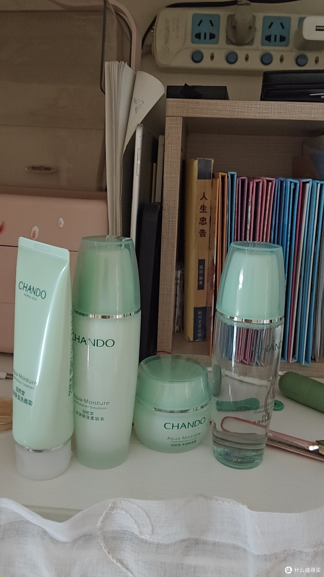 双十一抄底开箱:我的秋冬保湿“救命稻草”—自然堂水润水乳套装