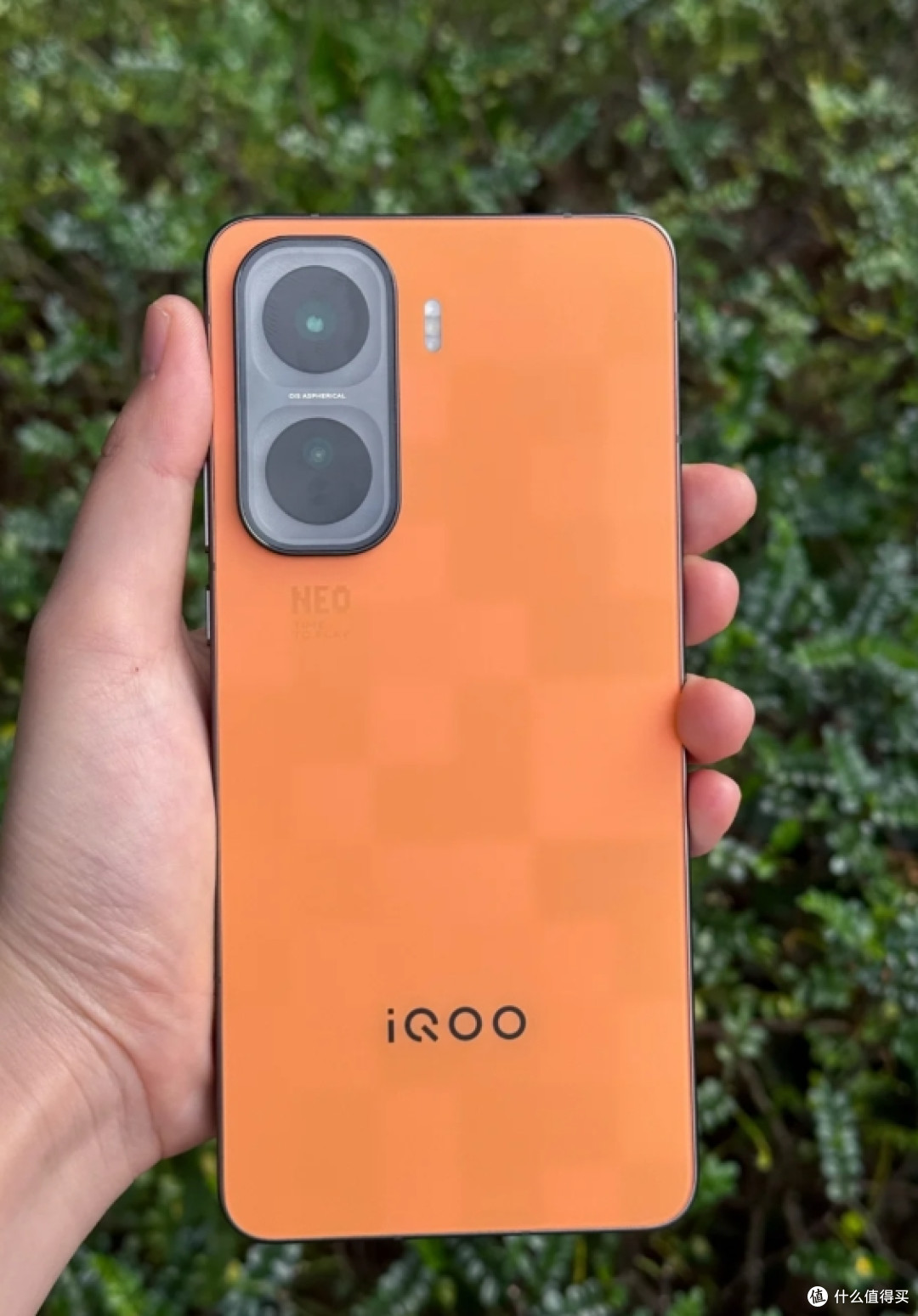 两千元档手机怎么选?建议看看iQOO Neo11,性价比拉满!