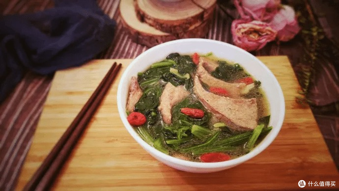 我的年度新喜,芹菜豆干炒蒜姜做法详解