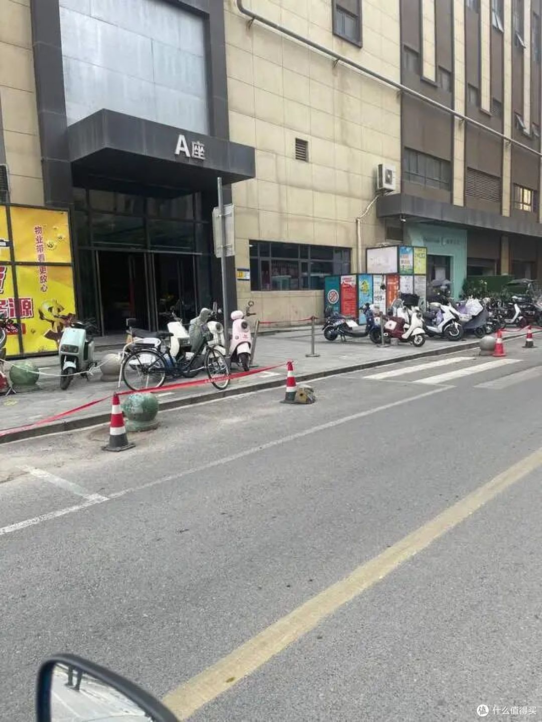 代入郑智化视角去上了个班,我终于知道:八千万残障人士去哪了?