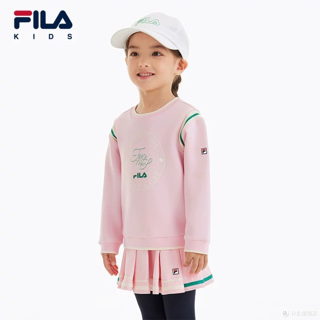 给女儿的第一件春日战袍：FILA浅雾粉卫衣