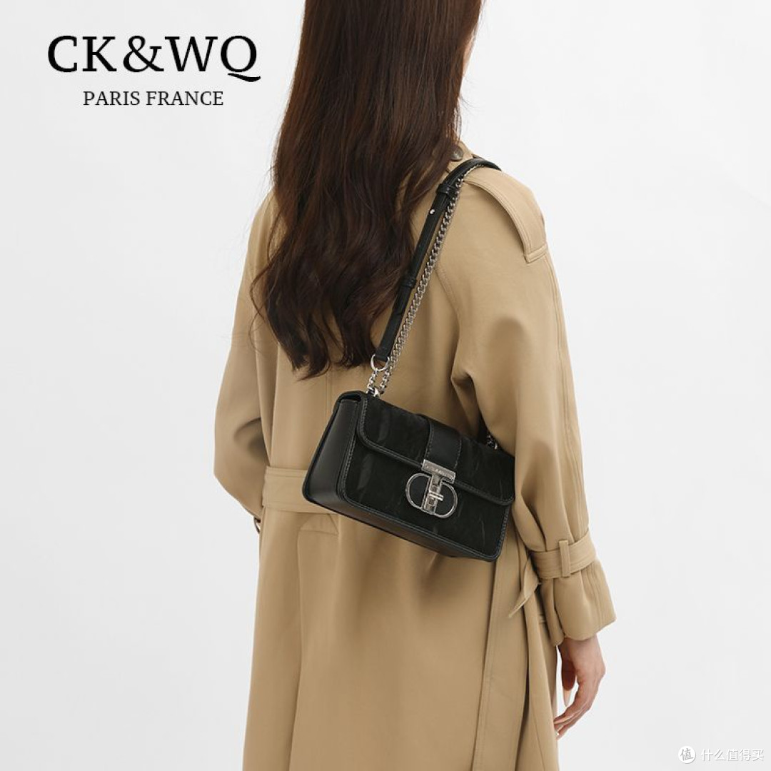 年度新喜！CK&WQ 2025秋冬联名款，小香风包的百搭质感担当