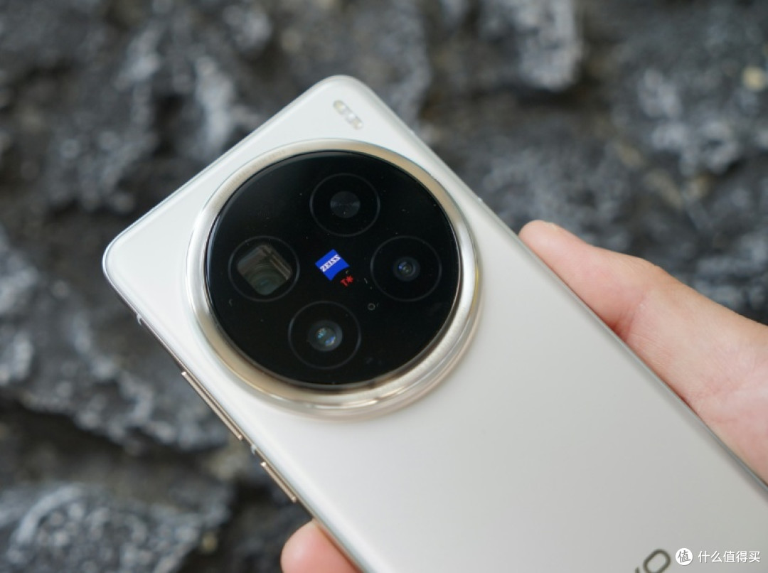 vivo X200 Pro直降叠国补4599元,还送2年电池保,这波血赚