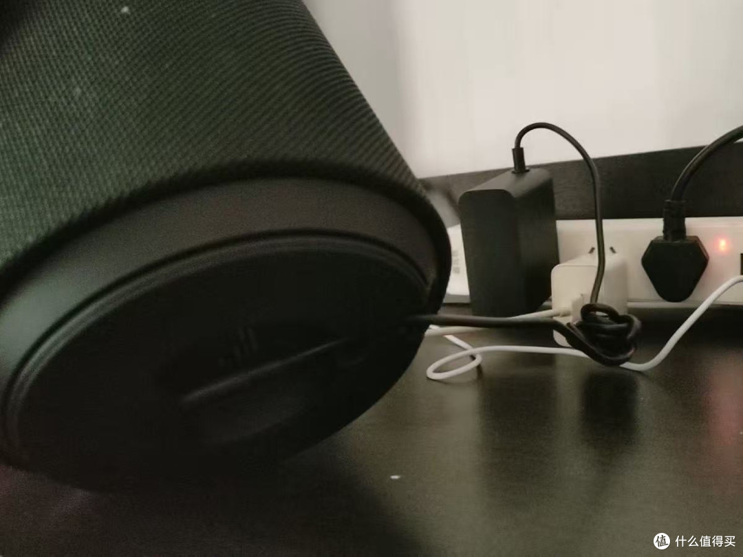 音质控狂喜!小米Sound Pro才是家用全能音响王