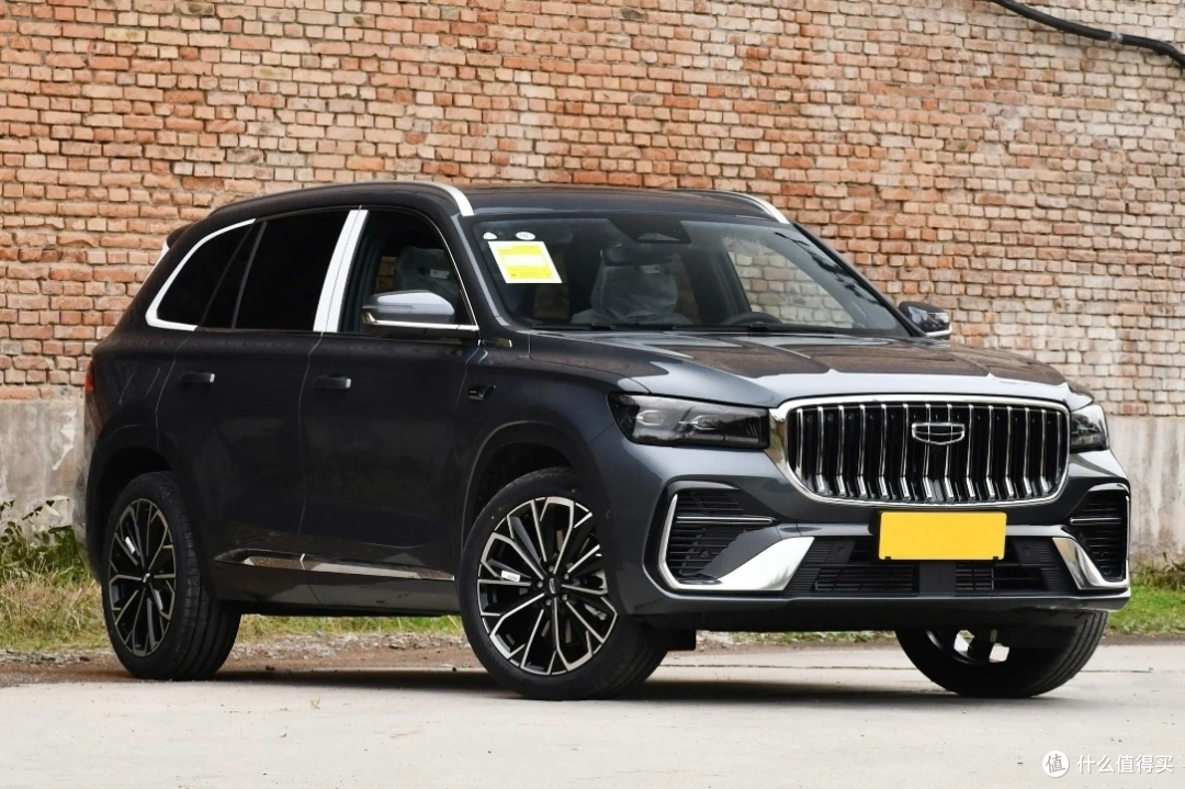 与沃尔沃XC60同平台,吉利星越L降价1.3万,配2.0T+8AT,16个音响
