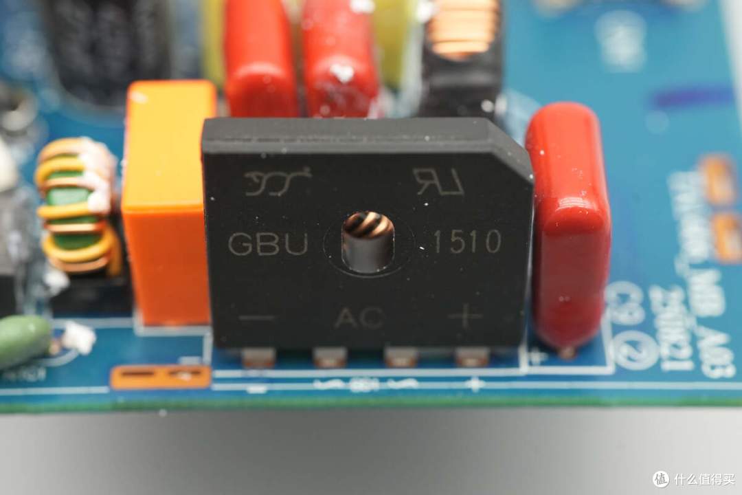 支持小米120W澎湃秒充，酷态科15号超级电能站拆解