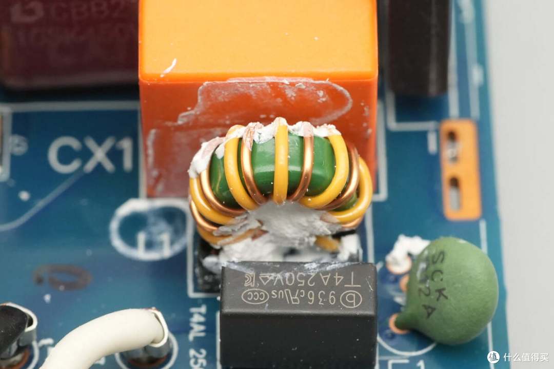 支持小米120W澎湃秒充，酷态科15号超级电能站拆解