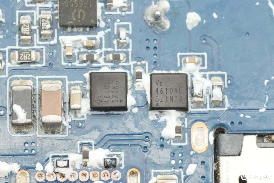 支持小米120W澎湃秒充，酷态科15号超级电能站拆解