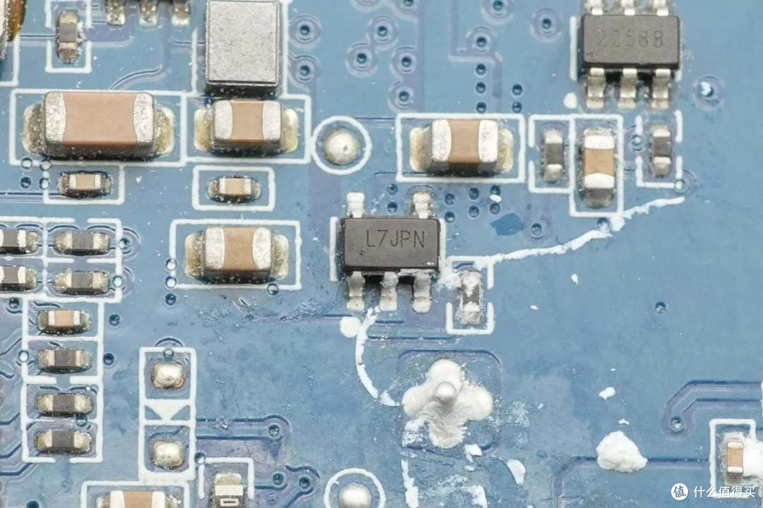 支持小米120W澎湃秒充，酷态科15号超级电能站拆解