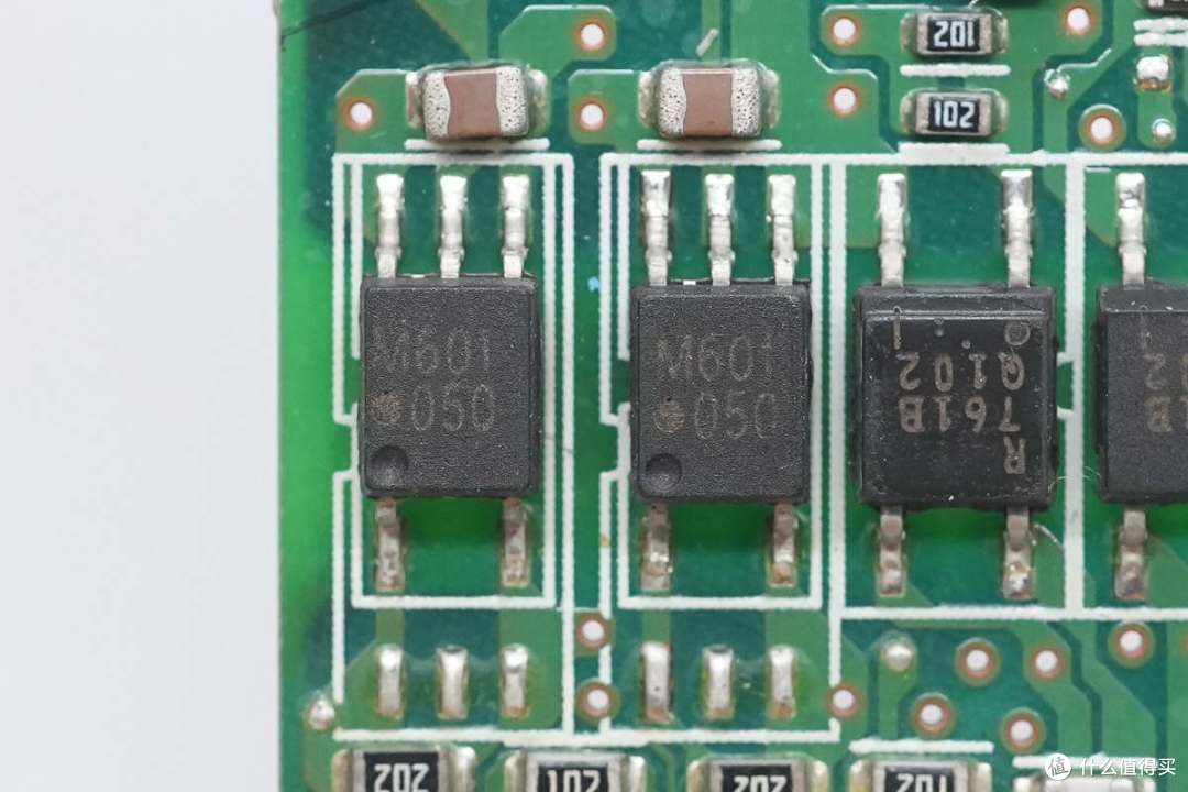 PFC+移相全桥架构设计,台达770W碳化硅服务器电源拆解
