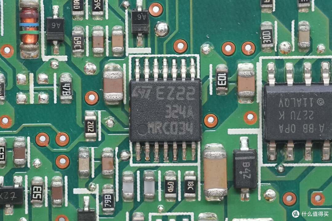 PFC+移相全桥架构设计,台达770W碳化硅服务器电源拆解