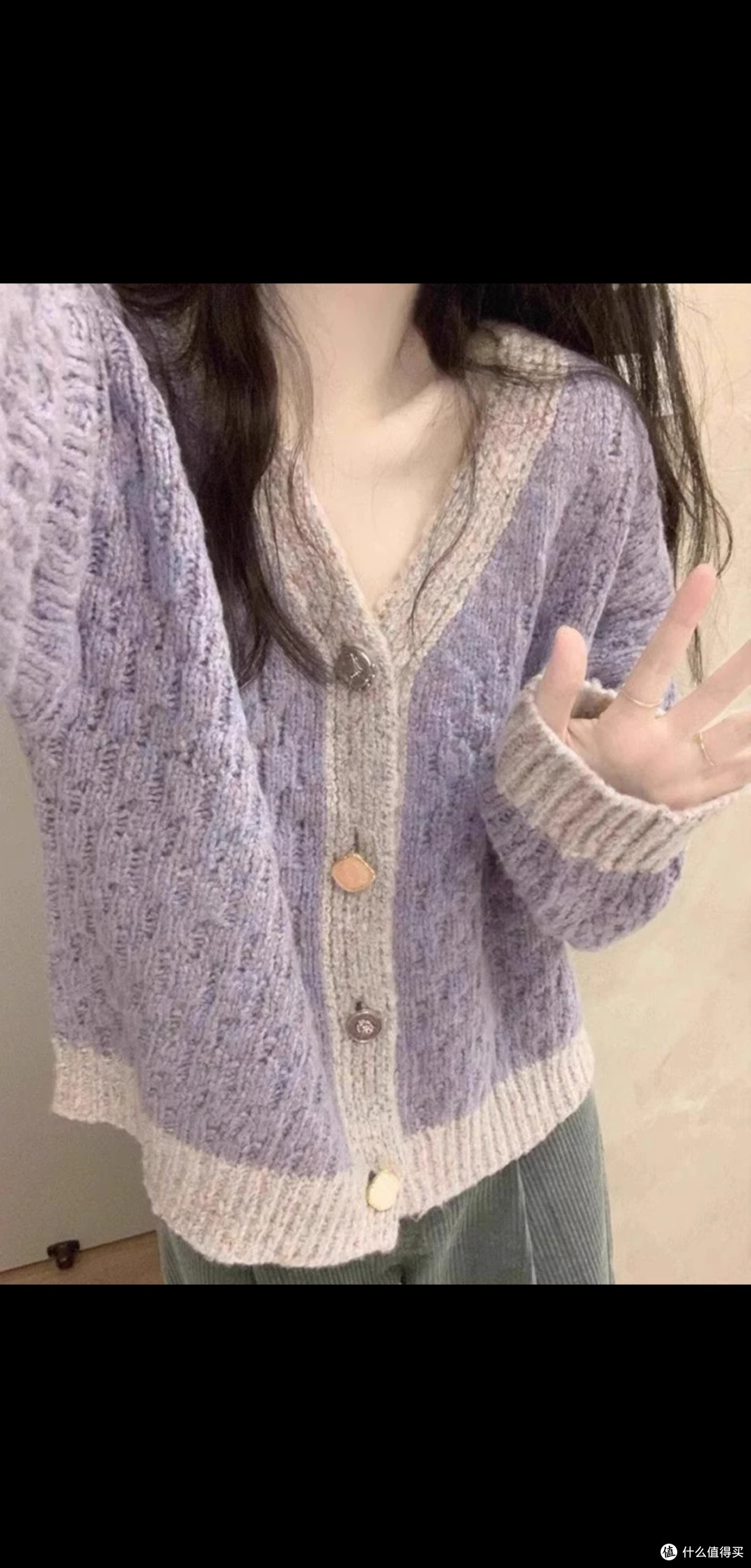 瑟俪V领毛衣外套的秋冬体验