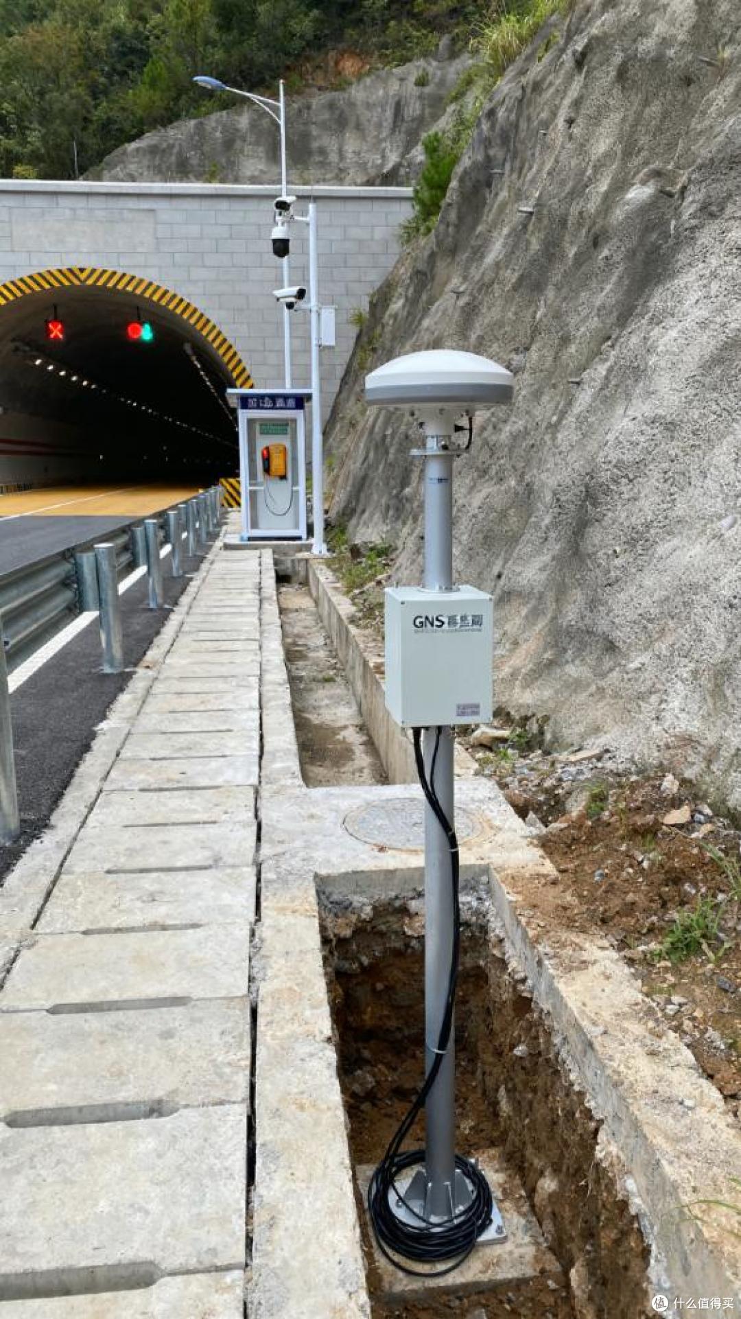 GNSS 位移监测站选购助手,含型号报价与厂家推荐,省心选