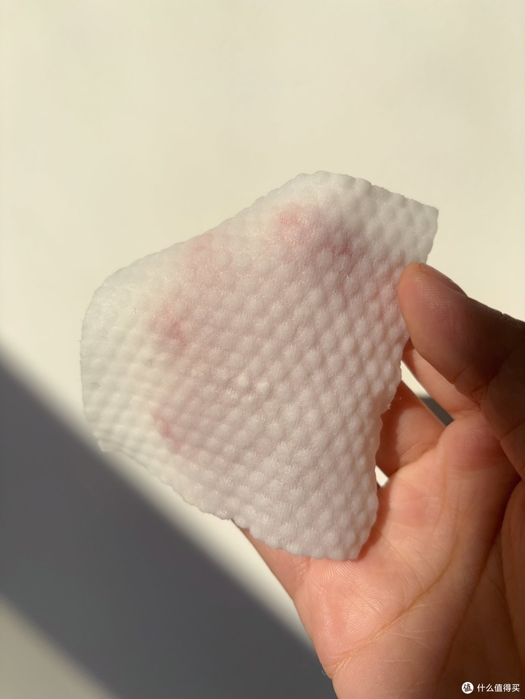 眼睛痒，千万别乱揉，看看是不是中招了！